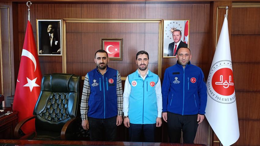 Diyanet'ten Yüzlerce Aileye Yardım 